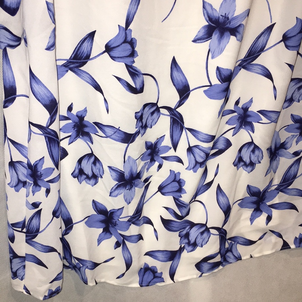 Joseph Ribkoff White And Blue Floral 3/4 Sleeve Dress | Size 10 - Picture 5 of 9